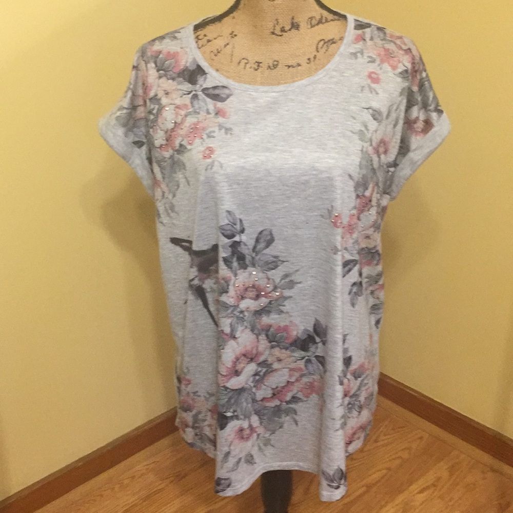 Floral Comfort Tee
